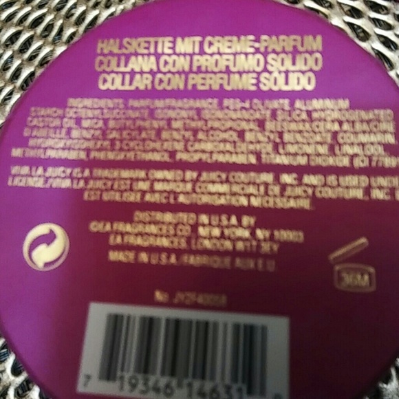 Viva La Juicy Solid Perfume Necklace - Picture 3 of 5